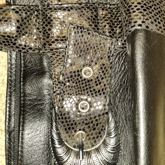 Ladies Black Zipup Handbag Viva Bags of California - Picture 2 of 3